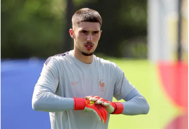 Aston Villa chốt người thay Emiliano Martinez 4 0407164111.png