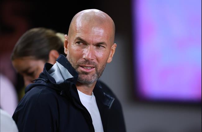 Liên đoàn Bóng đá Pháp chuẩn bị đàm phán với Zinedine Zidane 5 1507171354.png