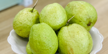5 loai qua giup ban bo sung omega 3 tot cho tim mach nao bo 2460.png