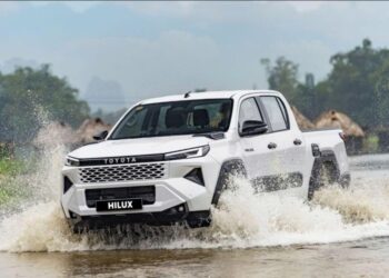 6111783653770 toyota nguoc dong xu huong ban tai phev anhdaidien.jpg