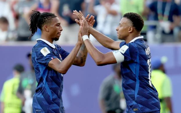 Kylian Mbappe mang tin vui cho Real vụ Michael Olise 8 2307211941.png