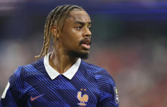 Liverpool được khuyên không nên chi 145 triệu bảng vụ Bradley Barcola 8 3007102218.png