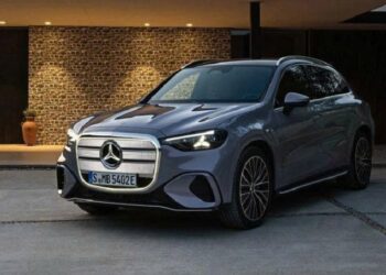 9011785292693 dai ly nhan coc mercedes benz glc thuan dien tai viet nam anhdaidien.jpg