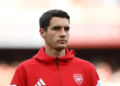 arsenal chot vu ban dau tien he 2026.png