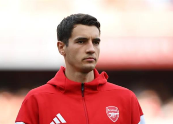 arsenal chot vu ban dau tien he 2026.png