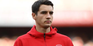 arsenal chot vu ban dau tien he 2026.png