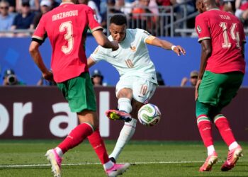 cuoc dau giua lionel messi va kylian mbappe khien world cup them dac sac.jpg