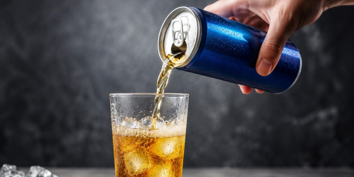 Điều gì xảy ra với thận khi bạn uống nước tăng lực mỗi sáng? dieu gi xay ra voi than khi ban uong nuoc tang luc moi sang 2464.jpg