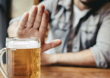 Bỗng dưng thấy bia không ngon, người đàn ông phát hiện mắc ung thư máu dot nhien thay bia khong ngon nguoi dan ong phat hien mac ung thu mau 2441.jpg
