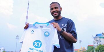 ezequiel santos gia nhap dai gia dinh thep xanh nam dinh 2207161401.jpg