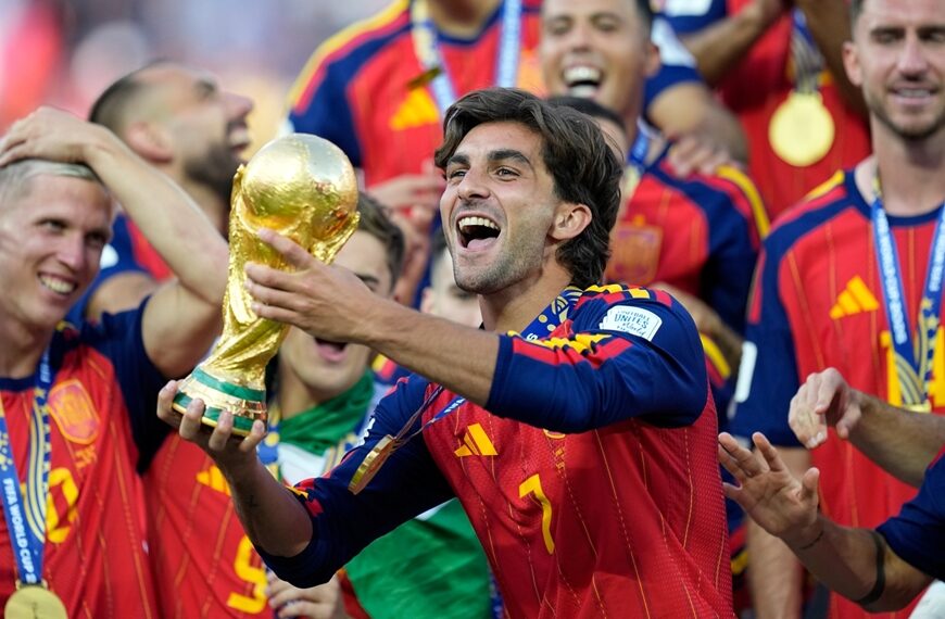 Định mệnh đã lựa chọn Tây Ban Nha làm nhà vô địch ferran torres gop cong lon giup tay ban nha vo dich world cup 2026 2007105200.jpg