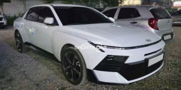 hyundai elantra 2027 a111 jpg.19742.jpeg