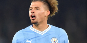 kalvin phillips chuan bi roi man city.png