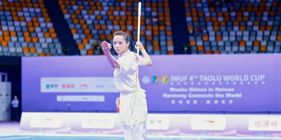 khoanh khac hoa khoi wushu duong thuy vi gianh hcv the gioi 621.jpg