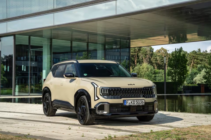 Kia Seltos thế hệ mới nâng cấp mạnh về công nghệ, lần đầu có e-AWD kia seltos 2026 1 jpg.19889.jpeg