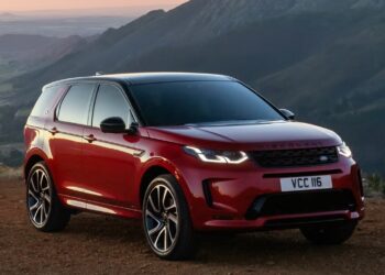 land rover khai tu mau suv co nho discovery sport sau 11 nam 1031.avif.jpeg