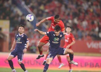 lucao do break nguoi xay hi vong cho the cong trong cuoc dua vleague 202526.jpg