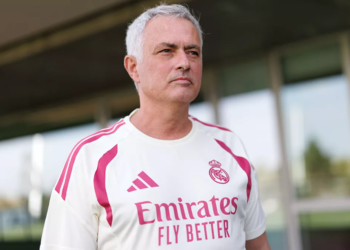 Mourinho: "Làm việc cho Real Madrid là một vinh dự cũng là trách nhiệm" mourinho 1007213303.png