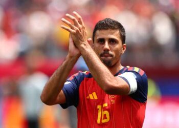 Rodri chỉ ra cách giúp Tây Ban Nha vô hiệu hóa Lionel Messi rodri chi ra cach giup tay ban nha vo hieu hoa lionel messi.jpeg