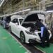 Lãnh đạo Toyota kêu gọi các hãng xe Nhật bắt tay đối phó làn sóng xe Trung Quốc toyota crown manufacturing plant factory 1 jpg.20085.jpeg