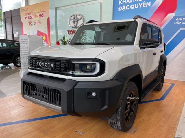 Giá 1,198 tỷ đồng, nhỏ hơn Prado nhưng vẫn đậm chất off-road xehay can canh fj 290726 10.jpg