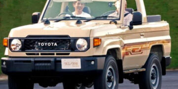 xehay cruiser 70 swb 270726 5.jpg