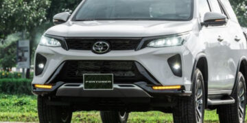 xehay fortuner 1 060726 1.jpg