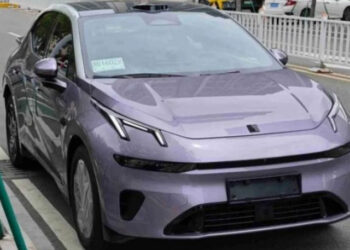 Lynk & Co 02 được nâng cấp nền tảng 800V, bổ sung LiDAR, dự kiến mở bán trong quý III/2026 xehay lynk co 02 facelift 060726 2.jpg