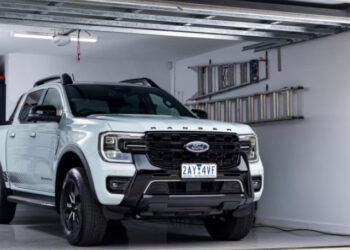 xehay ranger phev 080726 3.jpg