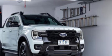 xehay ranger phev 080726 3.jpg