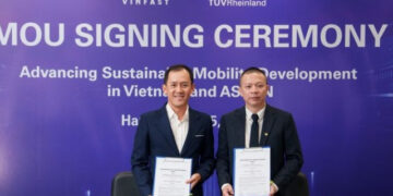 xehay vf 180726 1.jpg