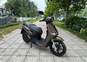 Thực tế VinFast Kyo: Xe máy điện đổi pin chạy tối đa 160 km/sạc, giá từ 35 triệu đồng xehay vf kyo 210726 2.jpg
