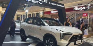 xehay xforce ra mat 170726 1.jpg