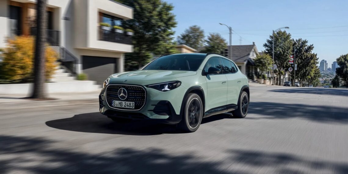 Mercedes làm mới GLA với hệ truyền động hybrid và thuần điện 057df737 8375 4688 a25a e79a32764fb0 jpeg.20369.jpeg