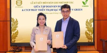 2571785574013 v green va kn holdings hop tac anhdaidien.jpg