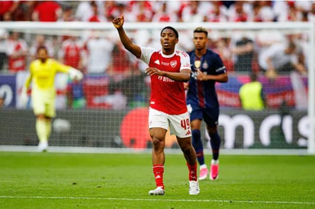 Arsenal được khuyên nên đổi Myles Lewis-Skelly lấy Marcus Rashford 3 1108171923.png