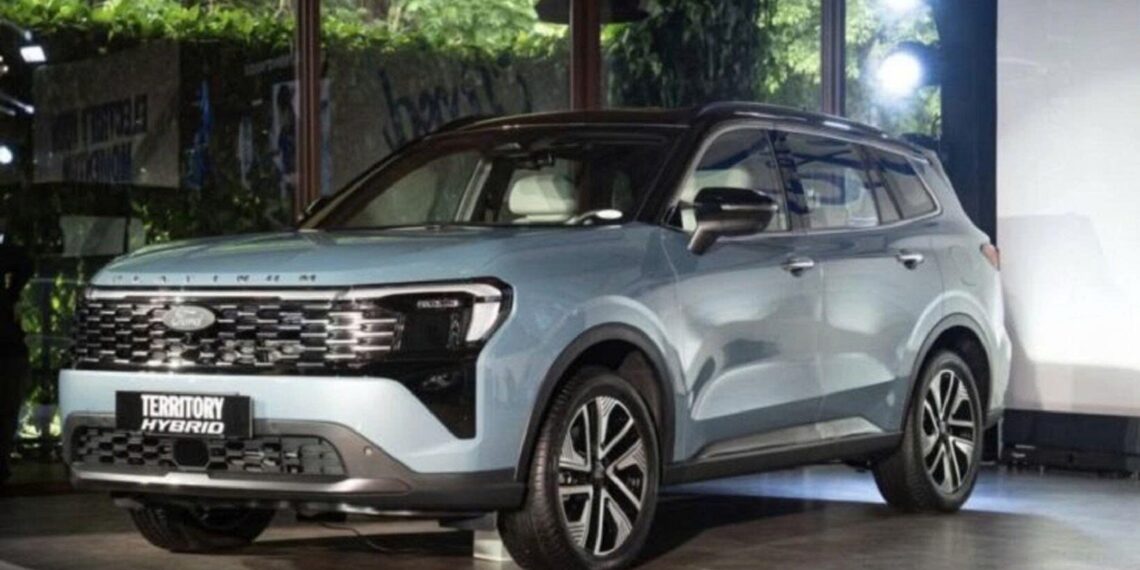 Ford Territory 2026 bổ sung bản Platinum Hybrid: Nâng cấp hệ thống hỗ trợ lái, thêm tính năng tạo hương thơm trong xe 491786283913 ford territory 2026 duoc bo sung ban platinum hybrid anhdaidien.jpg