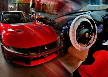 9951787295228 chi tiet ferrari 12cilindri dau tien viet nam anhdaidien.jpg