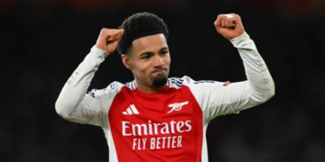 arsenal quyet dinh tuong lai ethan nwaneri.png