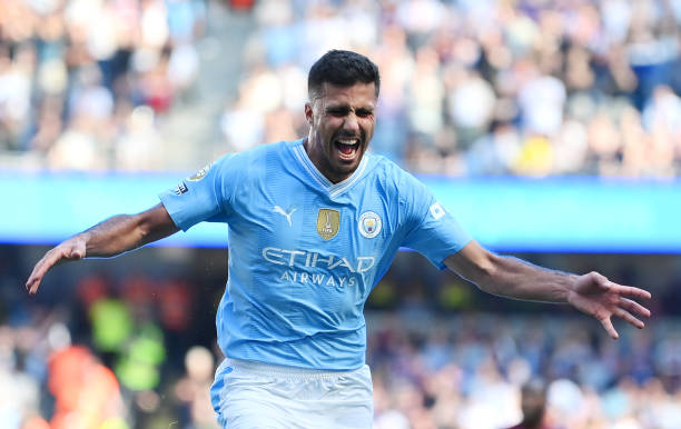 barca quyet mua bang duoc rodri man city nang muc gia moi.jpg
