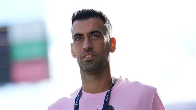 Huyền thoại Busquets tái xuất Camp Nou với vai trò mới busquets 1808182748.jpg