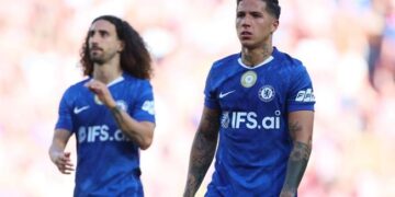 chelsea gui thong diep toi man city vu enzo fernandez.jpg