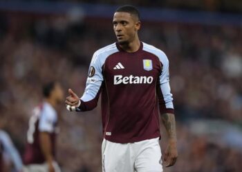 Arsenal tiến gần việc chiêu mộ Ezri Konsa từ Aston Villa ezri konsa 1908183139.jpg