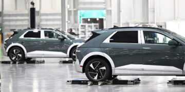 hyundai parking robots 811 1 2048x1242 jpg.20681.jpeg
