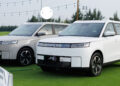 mau xe suv dau tien lap rap tai hung yen co gia ban dau honda hr v yaris cross 716.jpg