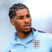 mu duoc khuyen nen giu marcus rashford.png