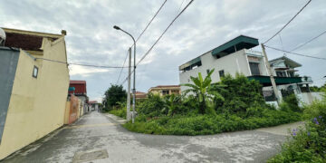 ong ba chia dat bang mieng cho 3 con xay 3 nha han muc dat o co duoc tinh rieng 528.jpg