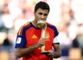 Rodri phớt lờ Barca, chỉ muốn tới Real Madrid rodri phot lo barca chi muon toi real madrid.jpg