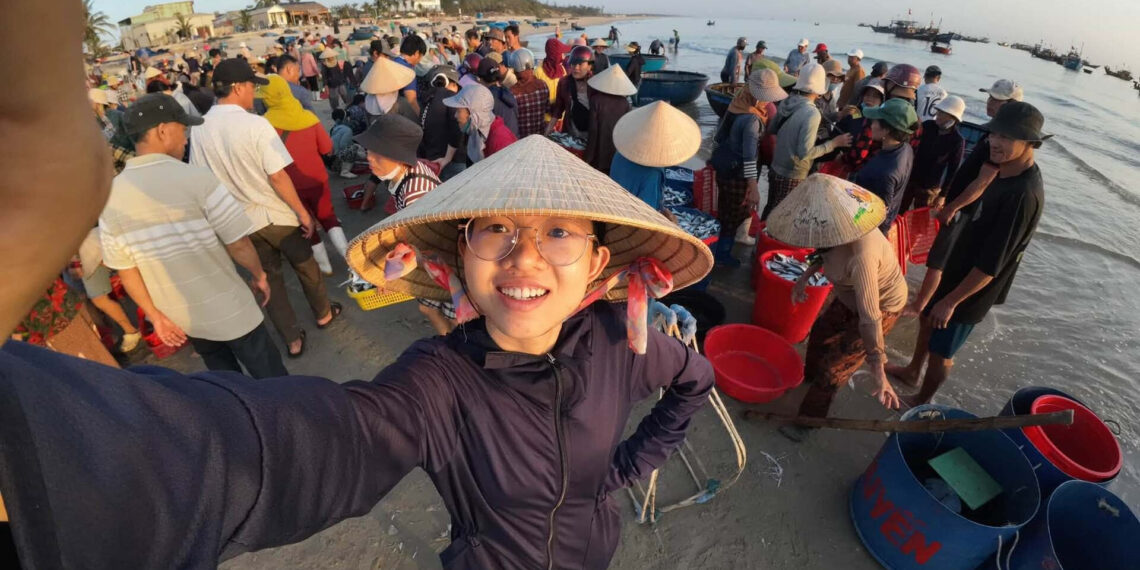 roi pho ve que co gai 23 tuoi tiet lo nhung dieu bat ngo ve lang chai da nang 1716.jpg