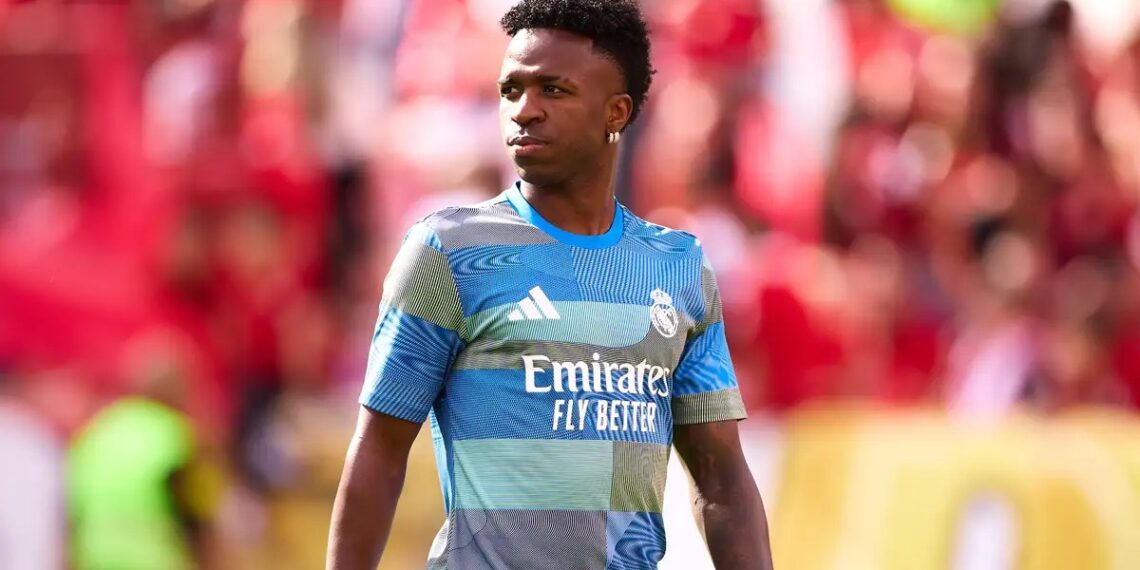 tuong lai vinicius sap duoc dinh doat sau cuoc gap voi mourinho.jpg